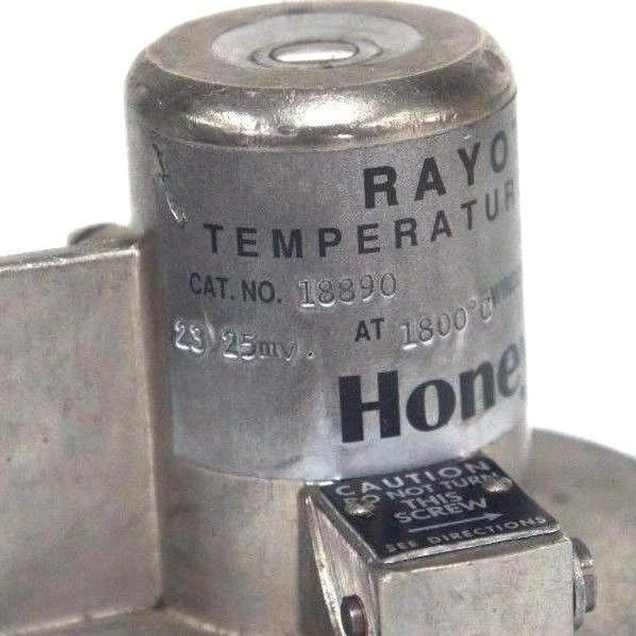 Used HONEYWELL 18890 TEMPERATURE DETECTOR