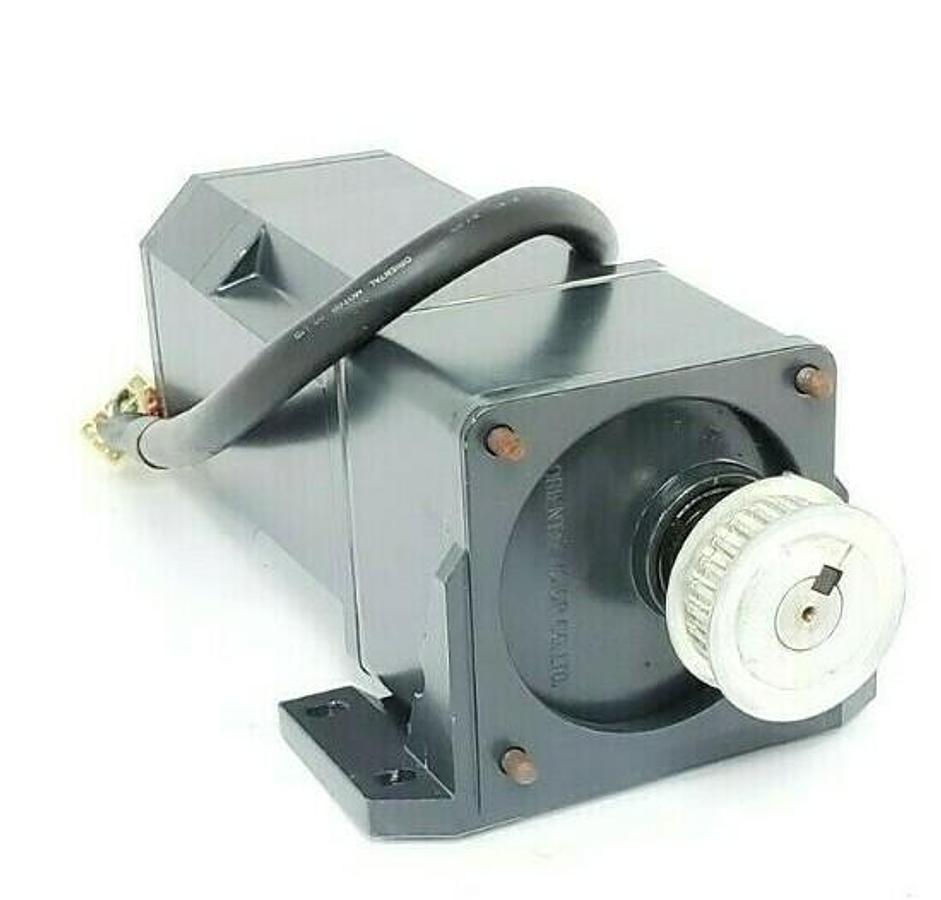 Used NEW ORIENTAL MOTOR KBLM460GD-CM VEXTA AC SERVO MOTOR 3000RPM W/ 4GD5K GEARHEAD