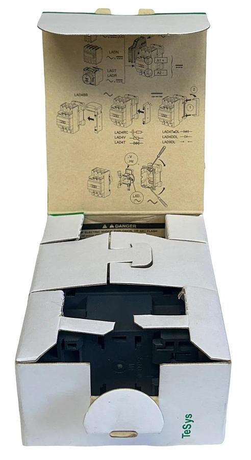 SCHNEIDER ELECTRIC LC1D12G7 TeSys MAGNETIC CONTACTOR 120V COIL DIN RAIL 3P NSMP