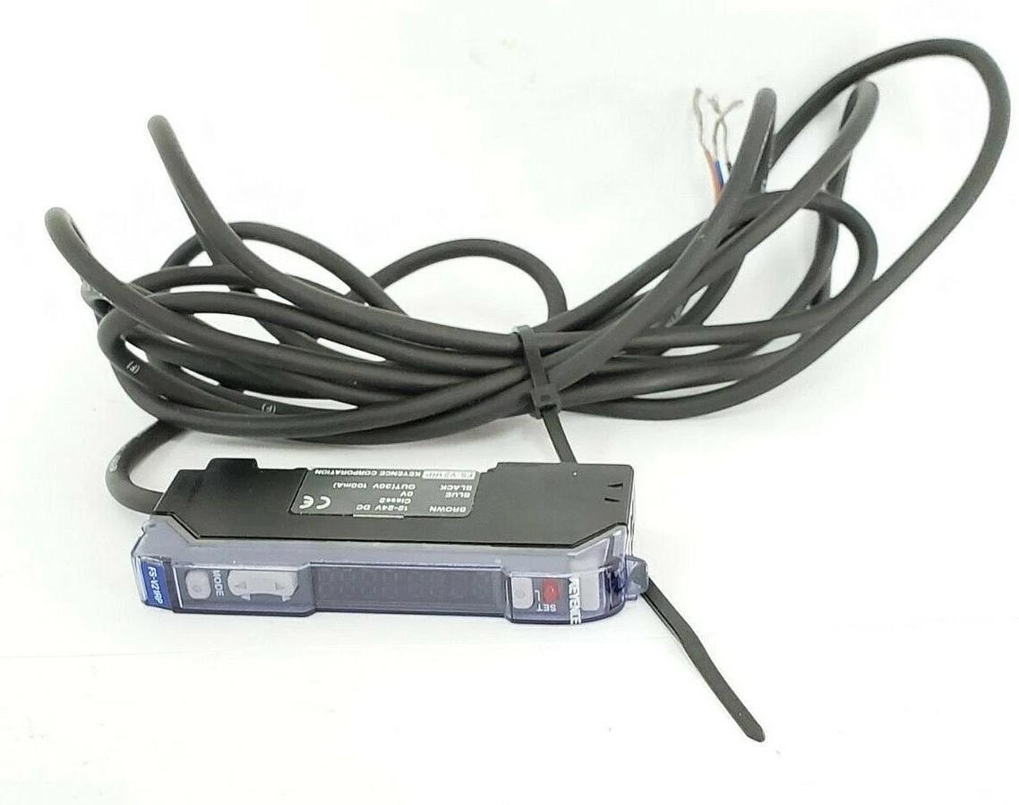 Used KEYENCE FS-V21RP FIBER OPTIC CABLE VSV21RP, 12-24 VDC
