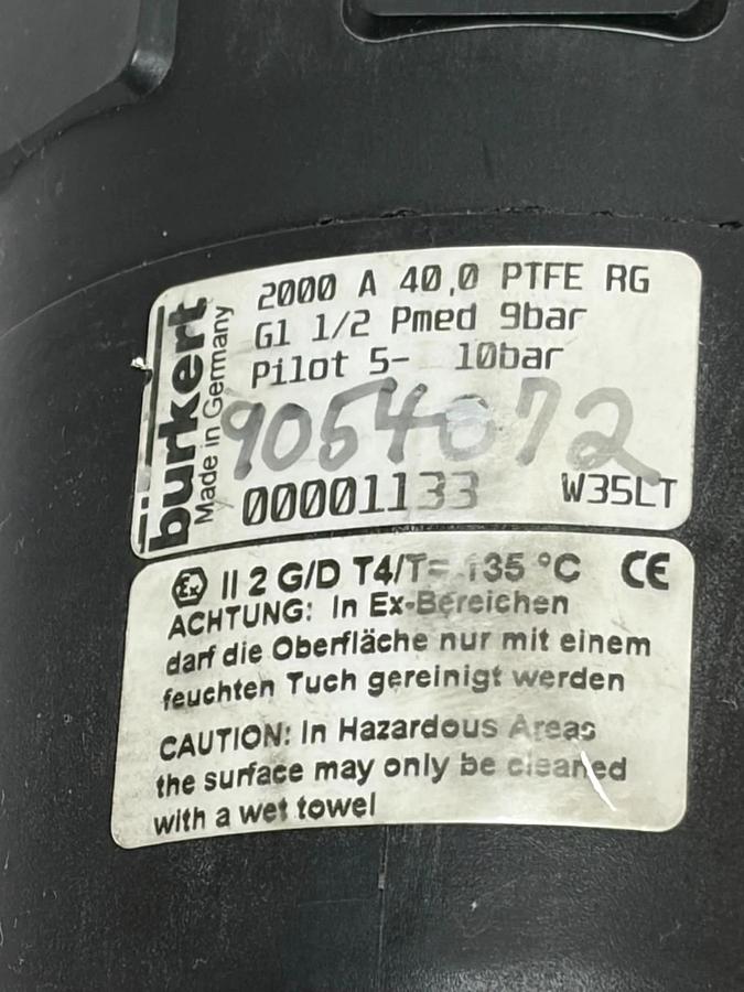 Burkert 2000 A 40.0 PTFE G1 1/2 Pneumatic Angle Seat Valve 9054072 9Bar