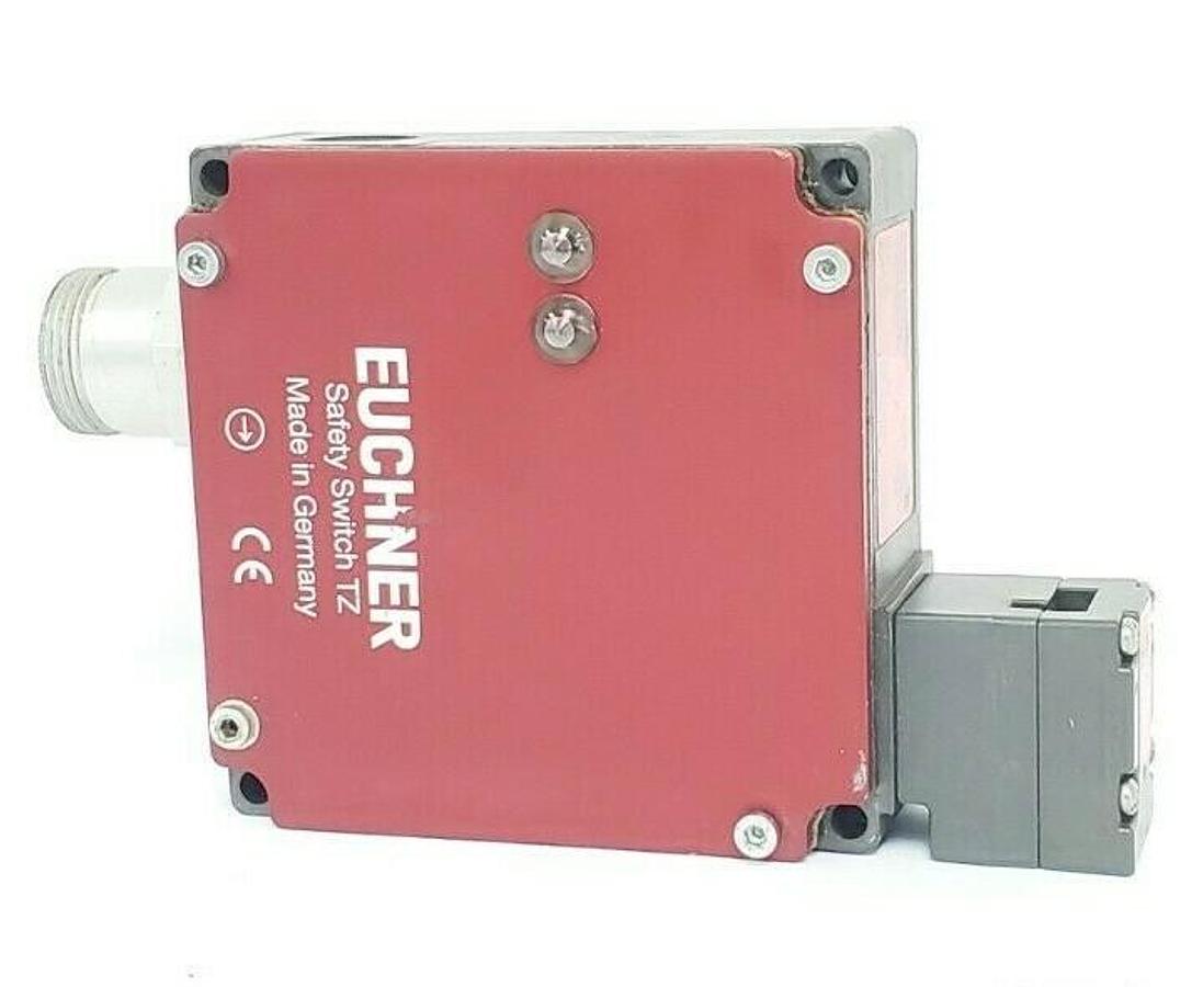Used EUCHNER TZ1RE024BHAC1902 SAFETY SWITCH TZ 24V TZ1RE024BHA-C1902, 079693