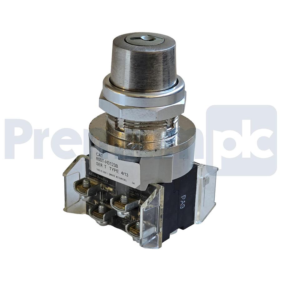 Used Allen-Bradley 800T-H3123B /T Selector Switch 30mm 2Pos Cyl. Lock 2 NO/2 NC NSNP