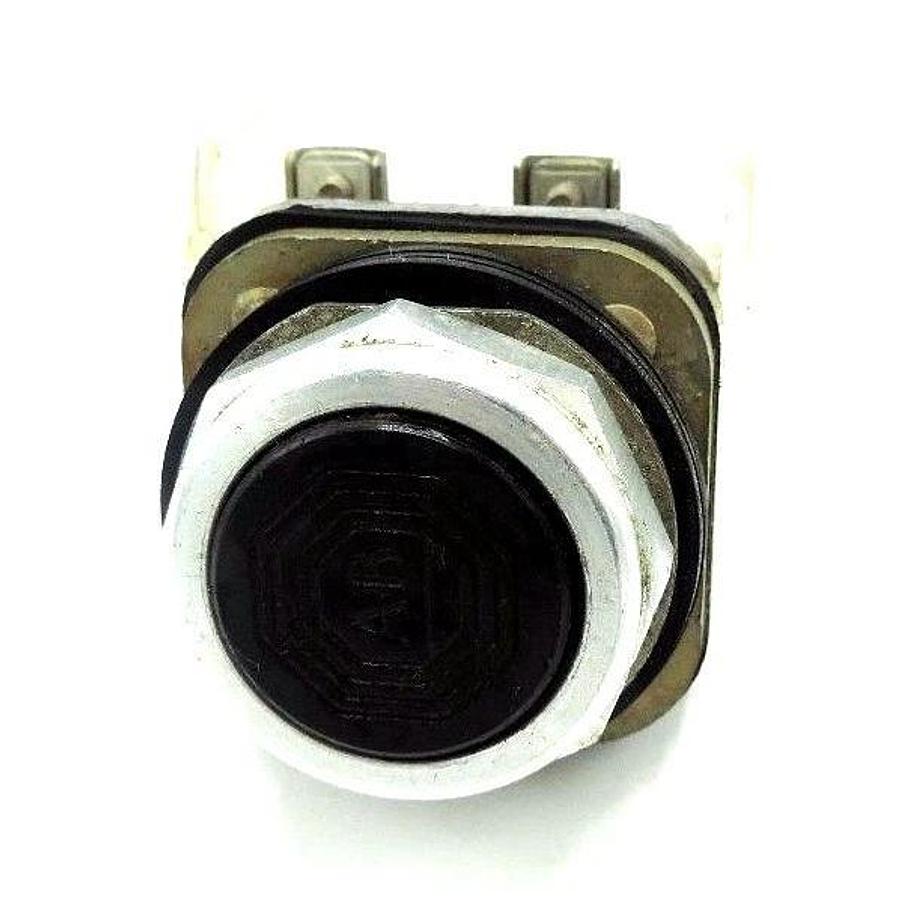 Used ALLEN BRADLEY 800T-A PUSHBUTTON 800TA, SER. N W/ 800T-XD1 SER. C CONTACT BLOCK