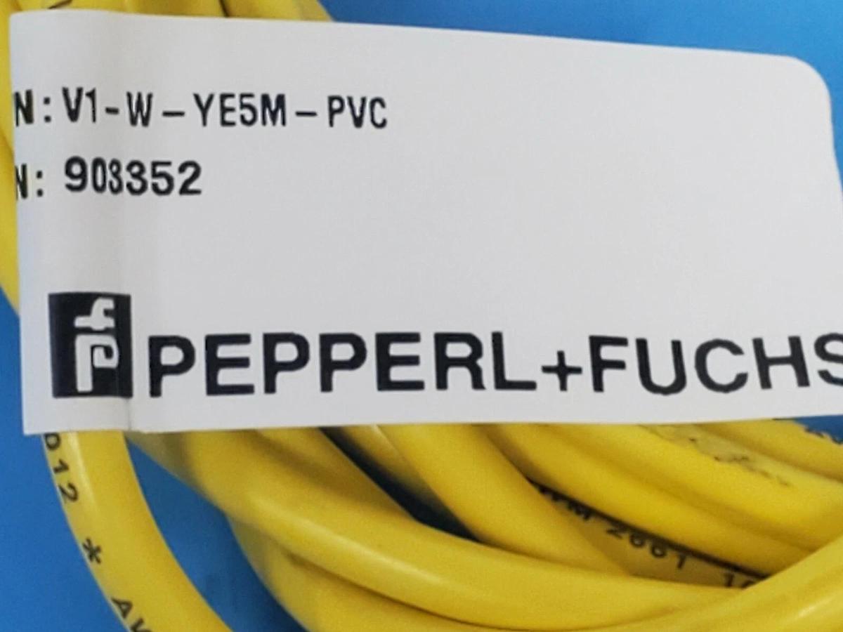 Used NEW PEPPERL+FUCHS M/N: V1-W-YE5M-PVC P/N: 903352 FEMALE CORDSET