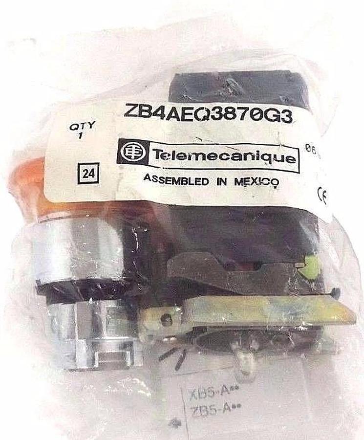 Used NIB TELEMECANIQUE ZB4AEQ3870G3 AMBER PUSH PULL ILLUMINATED W/ CONTACT BLOCKS