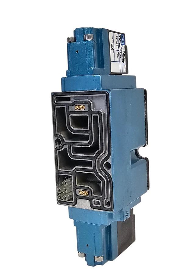 NIB MAC 82A-FA-000-TM-DDAP-1DA SOLENOID VALVE 82AFA000TMDDAP1DA