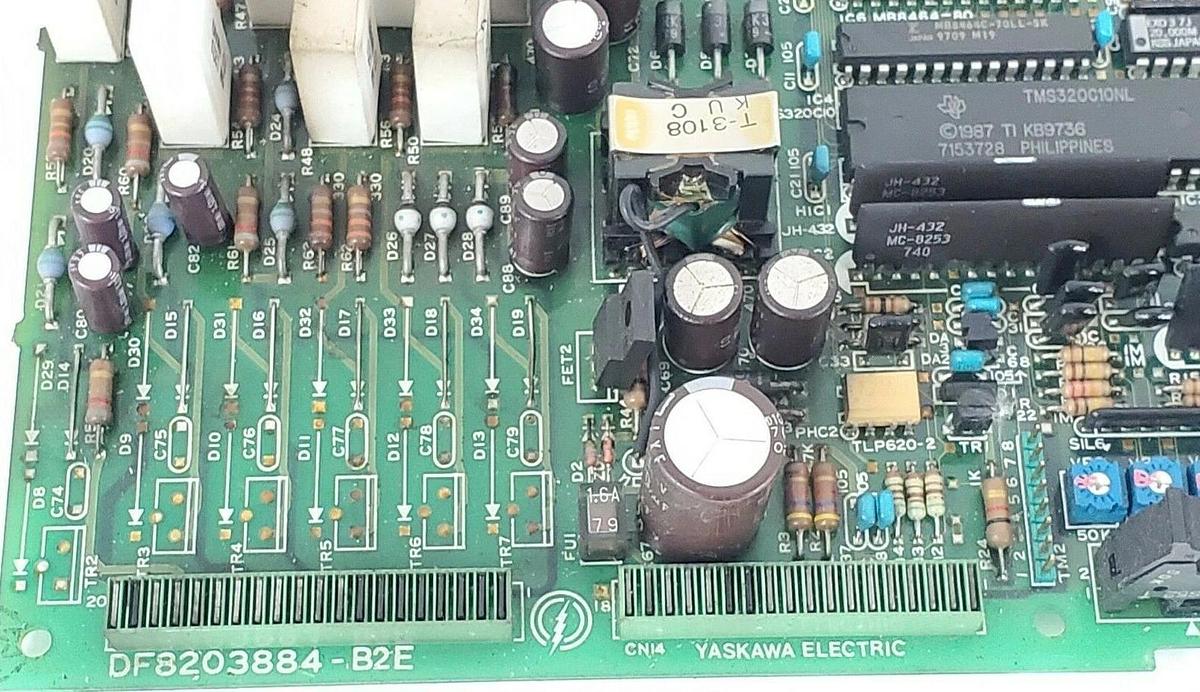 Used YASKAWA ELECTRIC CACR-HRCD10BB PC BOARD REV. B25, DF8203884-B2E