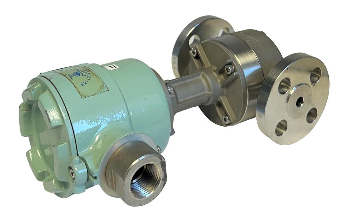 Used OVAL LC454-620-C118-F00 / LC454620C118F00 FLOW METER 10mm SIZE WATER SCS14 NSNP
