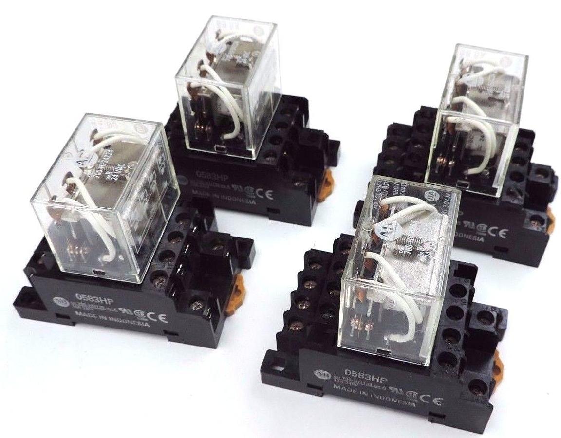 Used LOT OF 4 ALLEN BRADLEY 700-HF34Z24 RELAYS SER. B W/ 700-HN139 SOCKETS SER. A