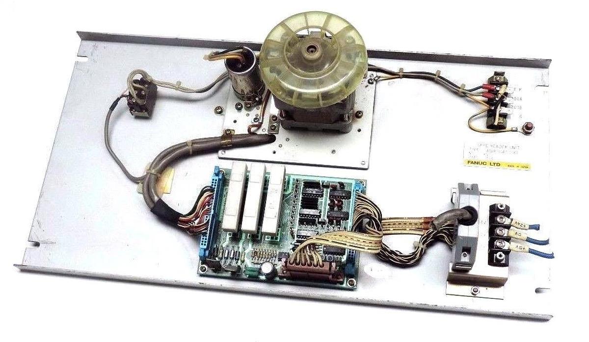 Used FANUC A02B-0047-C062 TAPE READER A20B-0007-0750/06B BOARD, A90L-0001-0114 MOTOR