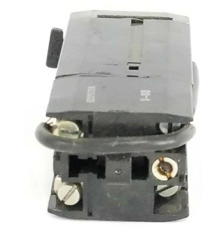 Used EATON CUTLER-HAMMER E22P120 PILOT LIGHT E22P120, SER. A1, 120V 60HZ