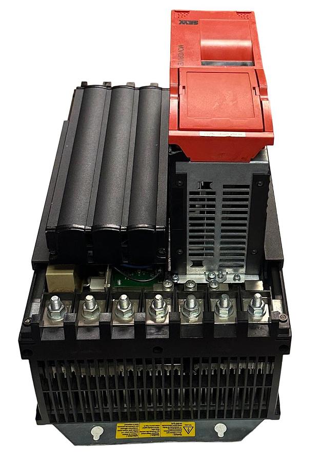 Used SEW EURODRIVE MDX60A0370-503-4-00 / MDS60A0370-503-4-0T MOVIDRIVE DRIVE 8227217