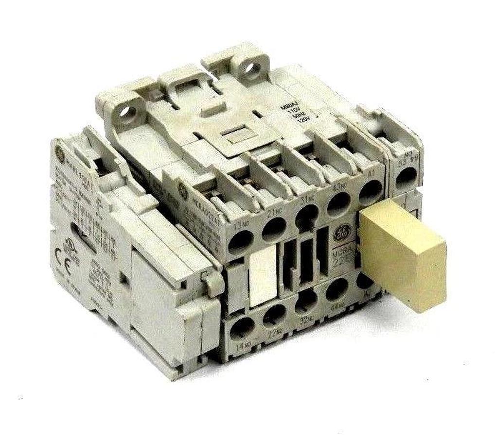 Used GENERAL ELECTRIC MCRA022AT RELAY WITH MARL110AT & MP0AAE2 CONTACTOR