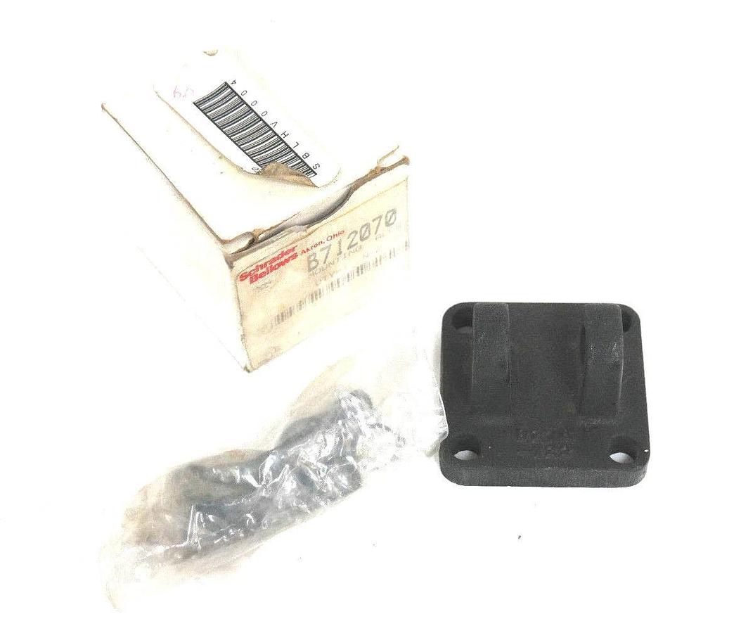 Used NIB SCHRADER BELLOWS B712070 MOUNTING KIT