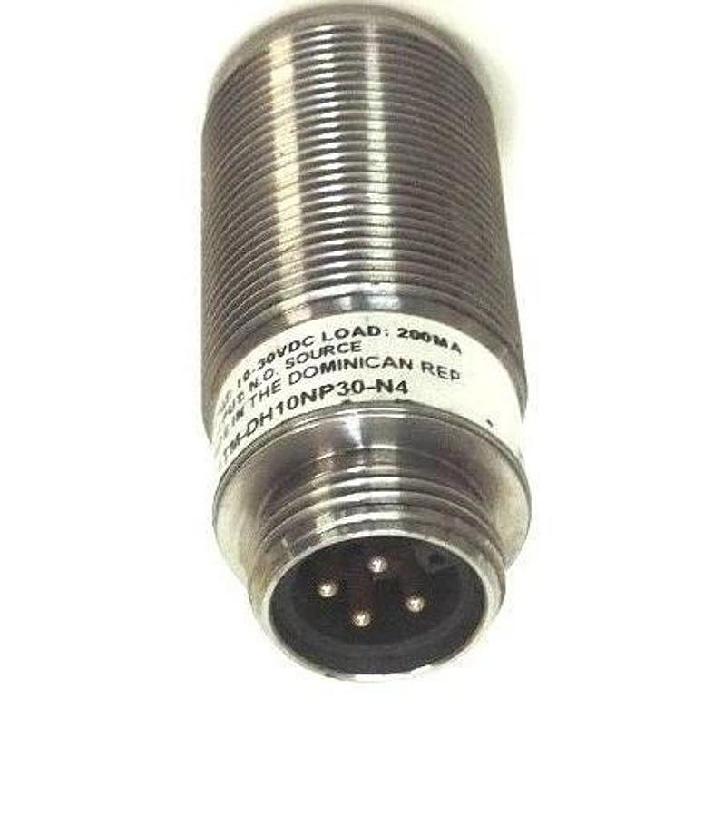 Used ALLEN BRADLEY 871TM-DH10NP30-N4 SER A INDUCTIVE PROXIMITY SENSOR 10-30VDC