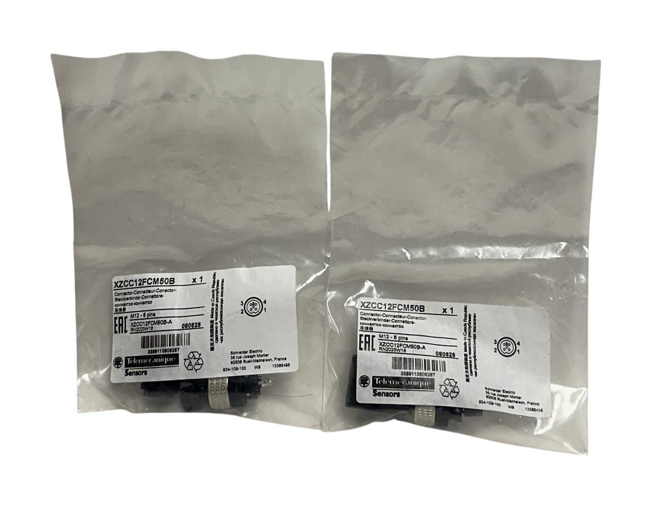 2 TELEMECANIQUE XZCC12FCM50B OsiSense ELBOWED CONNECTORS M12 5-PIN NSFS