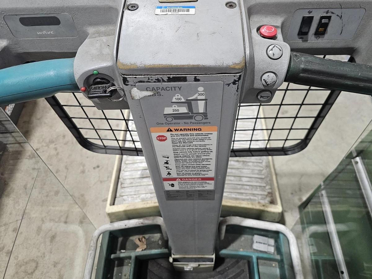 Crown WAV50-84 Wave Work Assist Vehicle Order Picker Electric Lift Truck 84"