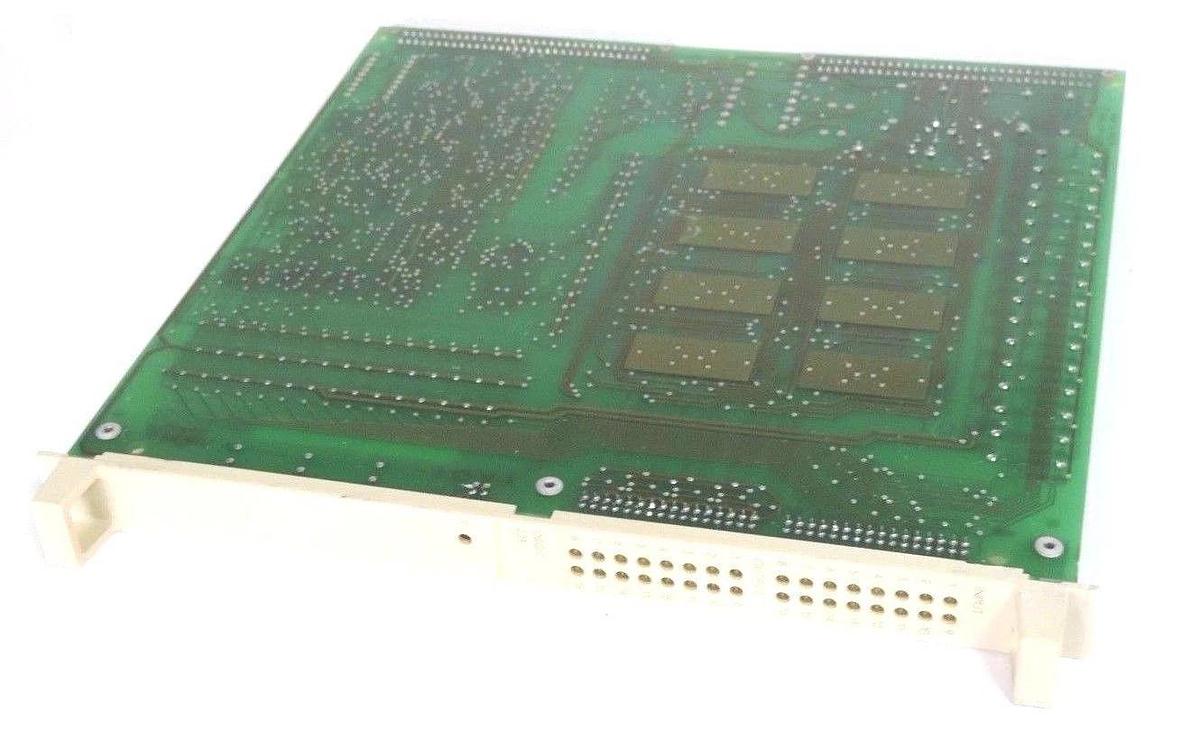 Used ABB DSQC 223 I/O BOARD DIGITAL MODULE YB 560 103 BD/2, 3HAB 2214-8/2 REV: 006