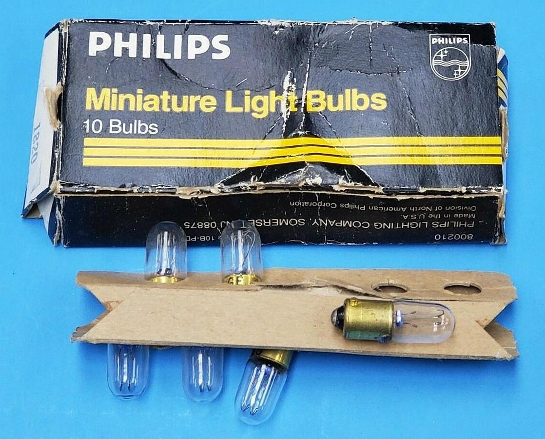 Used BOX OF 6 NEW PHILIPS 1820 MINIATURE LIGHT BULBS