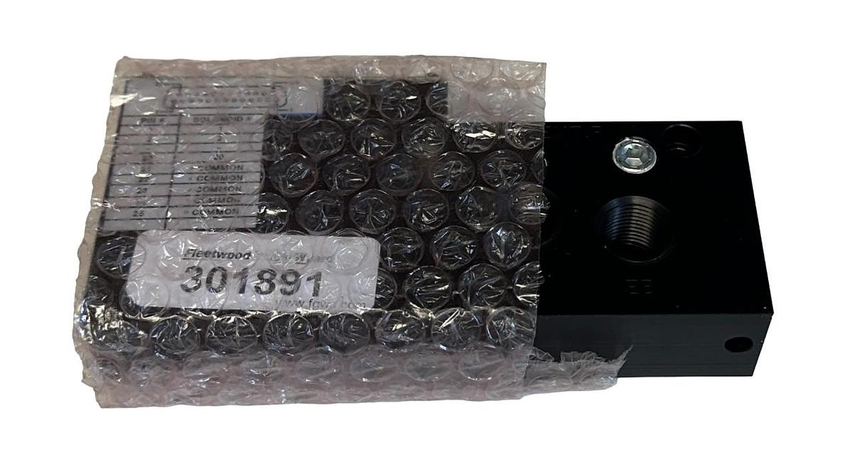 Used NEW MAC / FLEETWOOD 301891 SOLENOID CONNECTOR ASSEMBLY 25-PIN NSMP