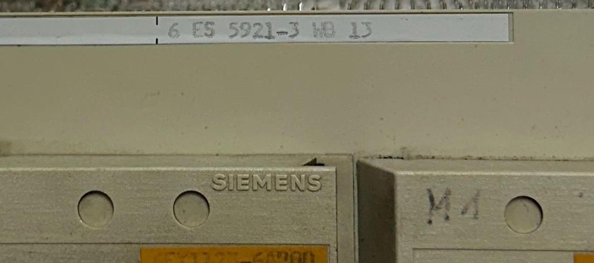 Used SIEMENS 6ES5921-3WB13 / 548 226 7102 / 548 227 7201 SIMATIC SINUMERIK CPU USNP