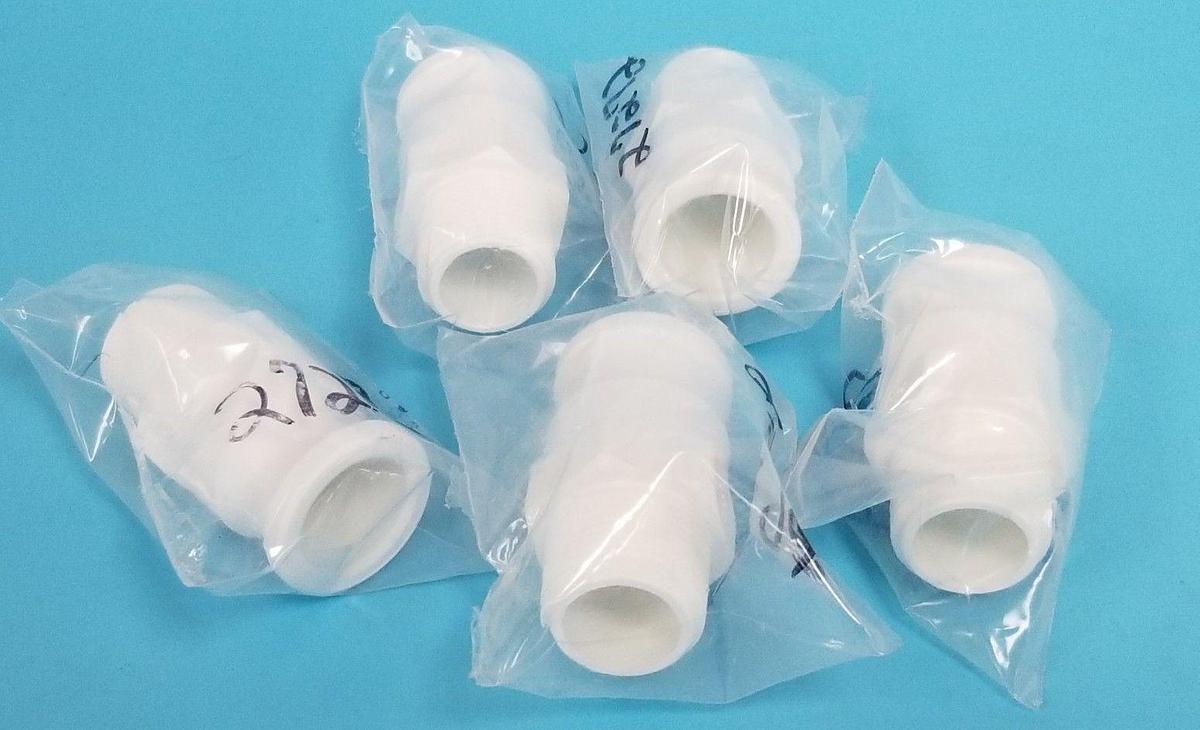 LOT OF 5 NEW SANI-TECH 27272 CONNECTOR FITTINGS