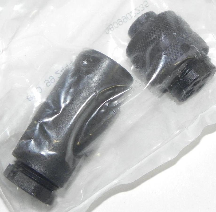Used NEW SIEMENS 820 99 2444 134 05 CONNECTOR ET200 FEMALE 7/8" 6GK1-905-0FB00 5/PK