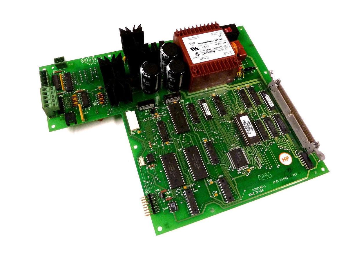Used HONEYWELL D4318202 REV. E CONTROL BOARD D50921 REV. B