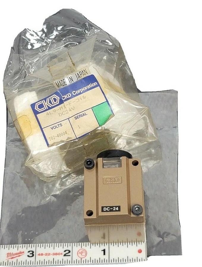 Used NEW CKD 4L9-M1-F SOLENOID COIL DC24V