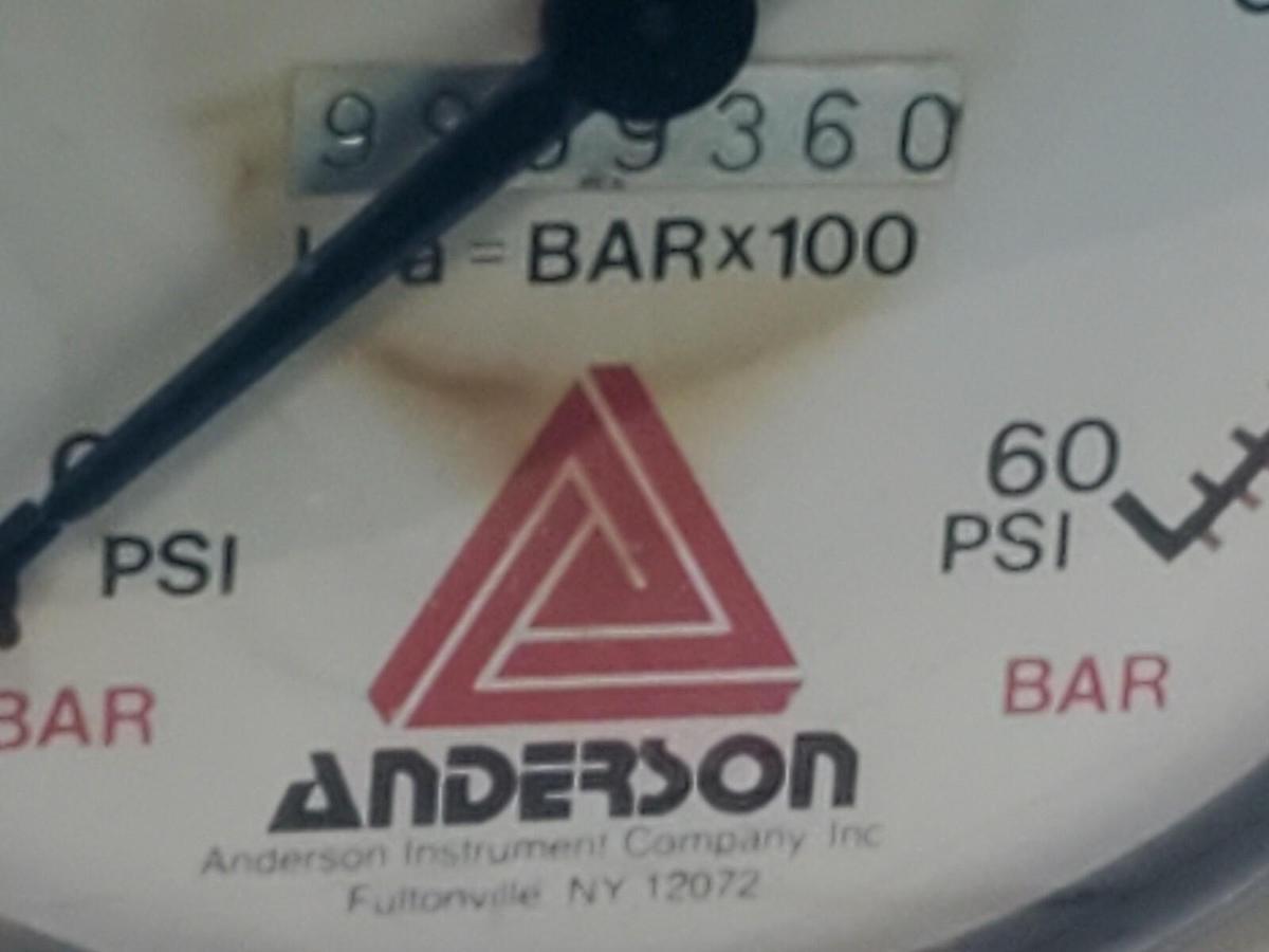 Used NIB ANDERSON INSTRUMENTS EB069010054144 PHARMACEUTICAL GAUGE 0-60PSI