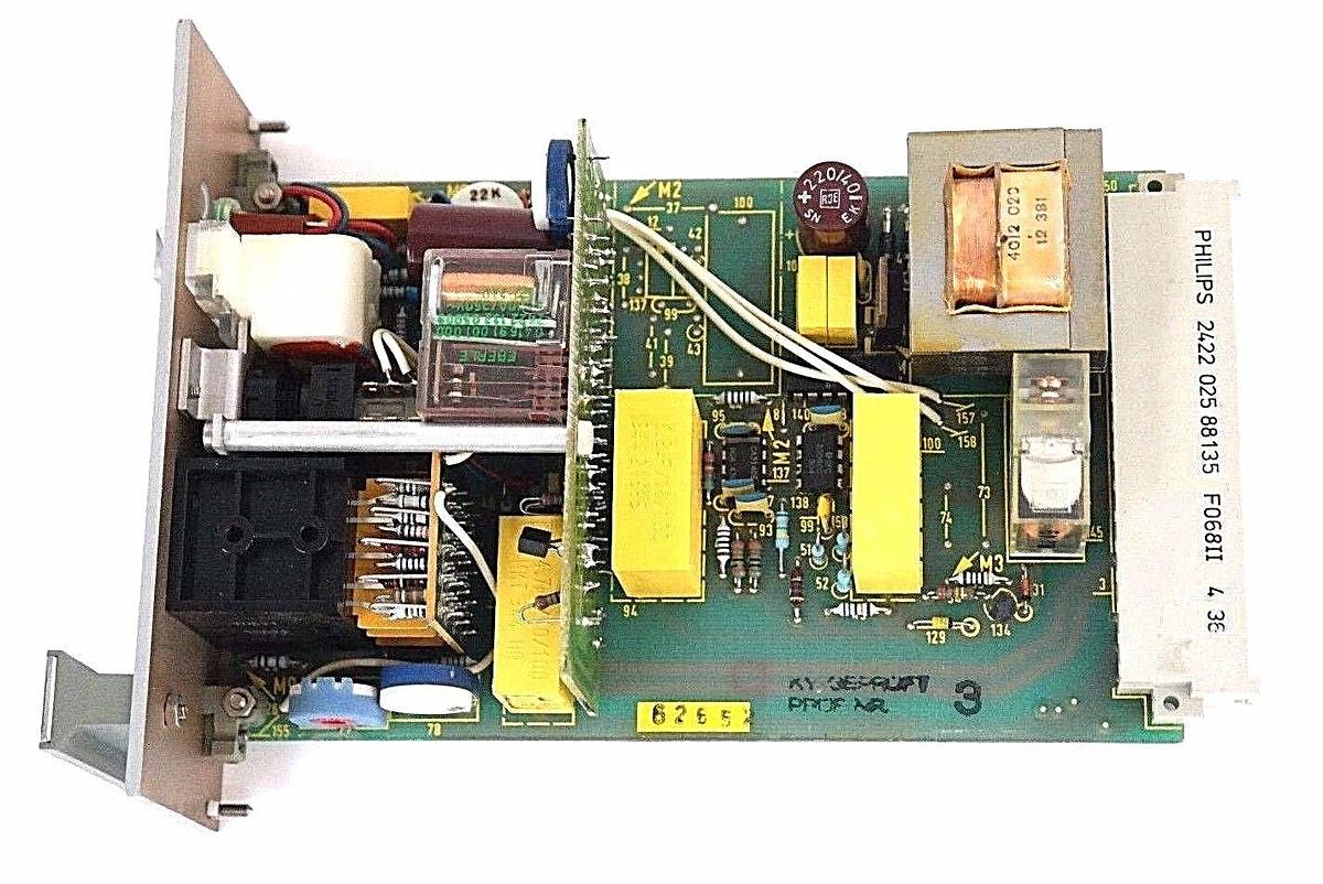 Used PHILIPS PLASTOMATIC 19 TYP: 940443017251 NR: 8192 115/230V 48...62HZ 4.5VA