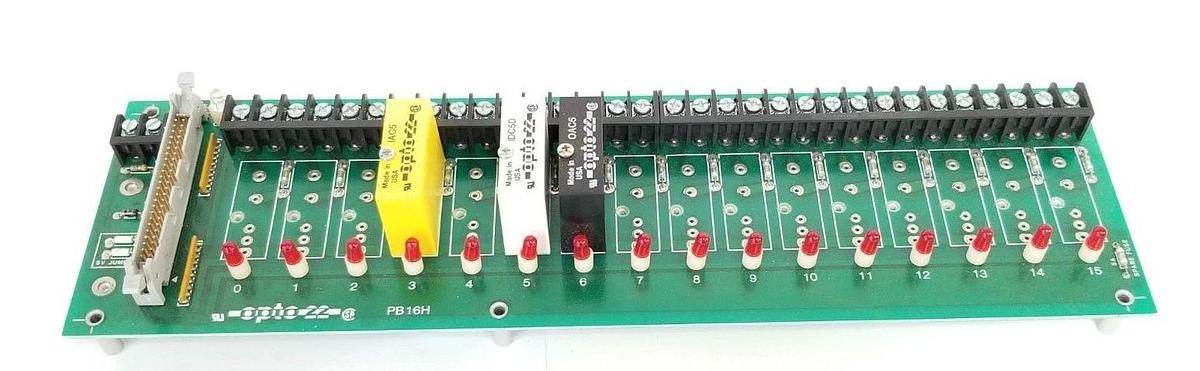 Used OPTO 22 PB16H LOGIC CONTROLLER RACK BOARD W/ OAC5 , IDC5D , IAC5 001820C