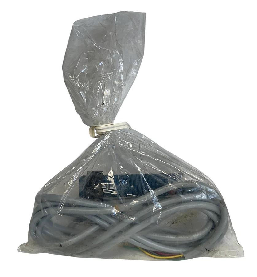 ATC 7652A D04 F22 RX / 7652AD04F22RX 18mm SERIES PHOTOELECTRIC SENSOR AC/DC NSNP