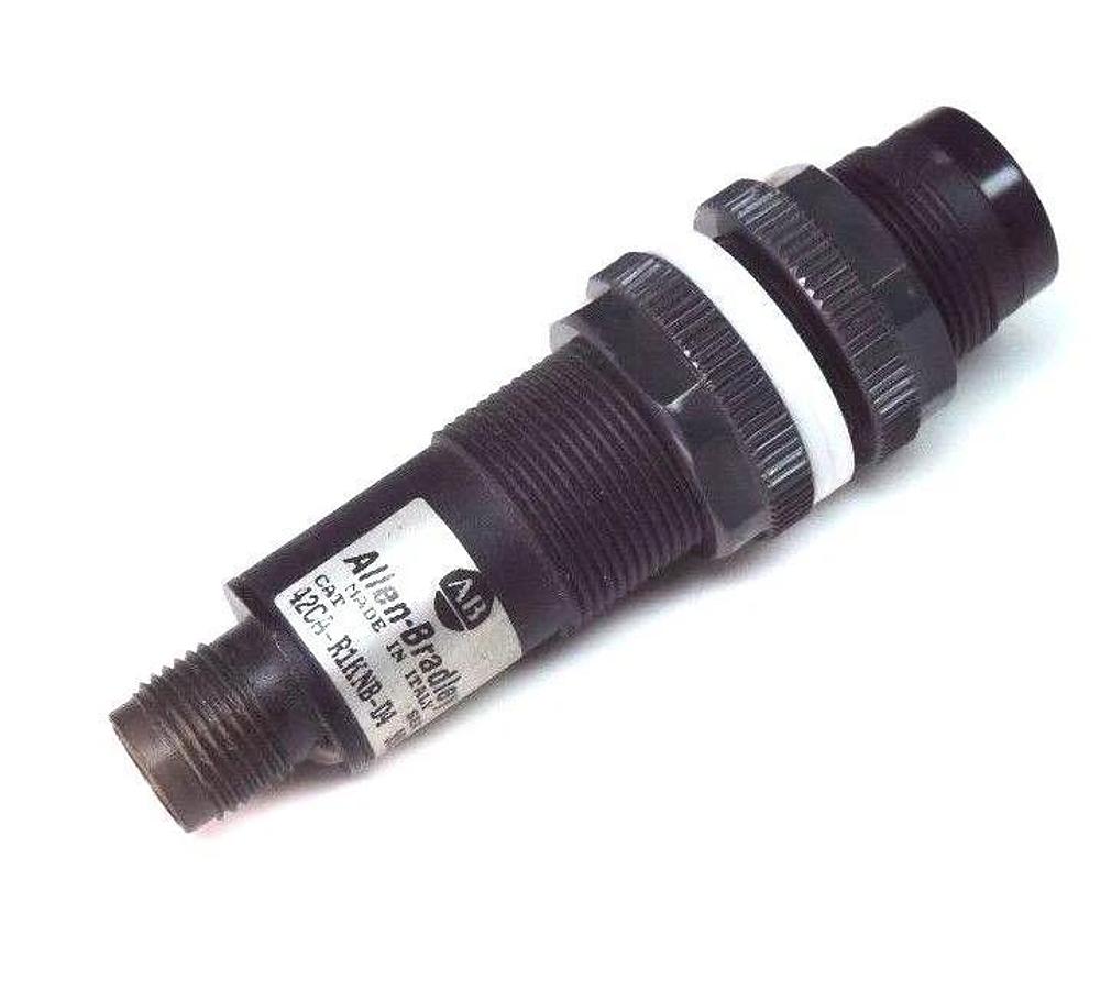Used ALLEN BRADLEY 42CA-R1KNB-D4 SENSOR 42CAR1KNBD4, SER. A