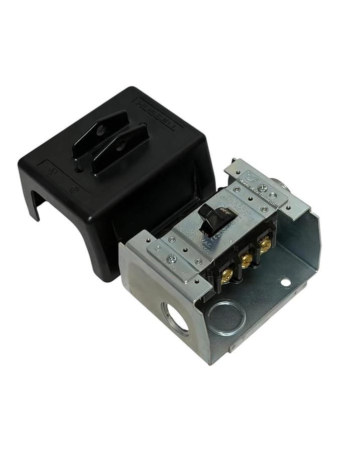 Hubbell HBL7810BW Manual Motor Controller Switch 30A 600VAC NEMA 1 Enclosure