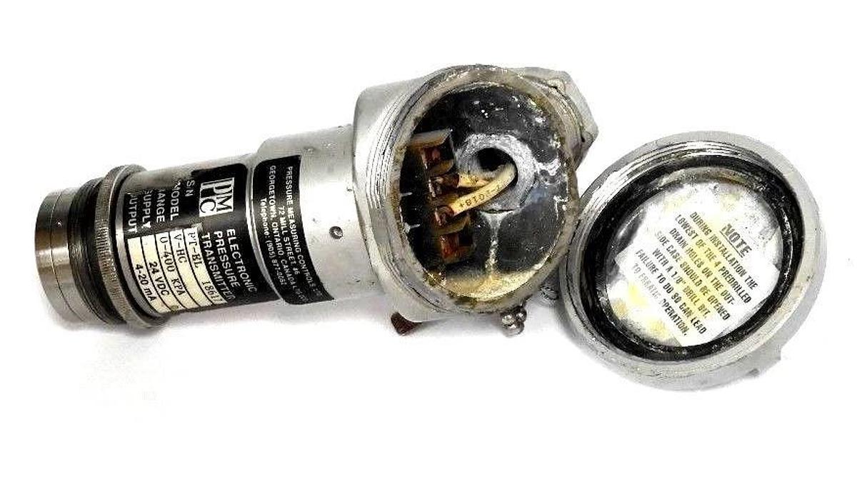 Used PMC V-HC ELECTRONIC PRESSURE TRANSMITTER 0-400 KPA, 24 VDC, 4-20 MA, VHC
