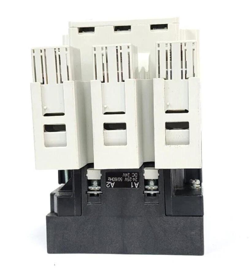 Used FUJI ELECTRIC SC-E5 CONTACTOR 3-POLE SCE5