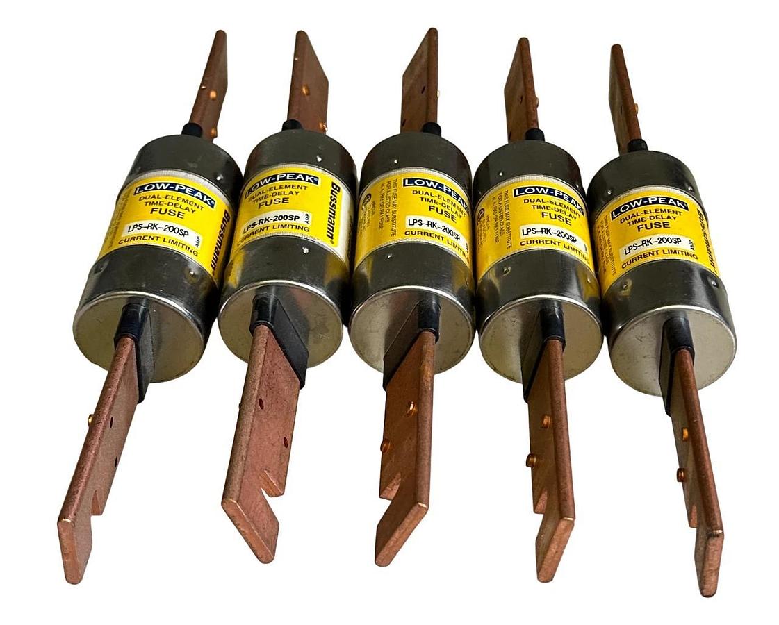 Used 5 BUSSMANN LPS-RK-200SP / LPSRK200SP LOW-PEAK TIME-DELAY FUSES 600VAC/300VDC
