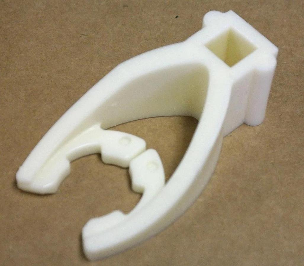 LOT OF 40 NEW KRONES 0-900-91-837-8 CLAMPS, D=29, 0002336679