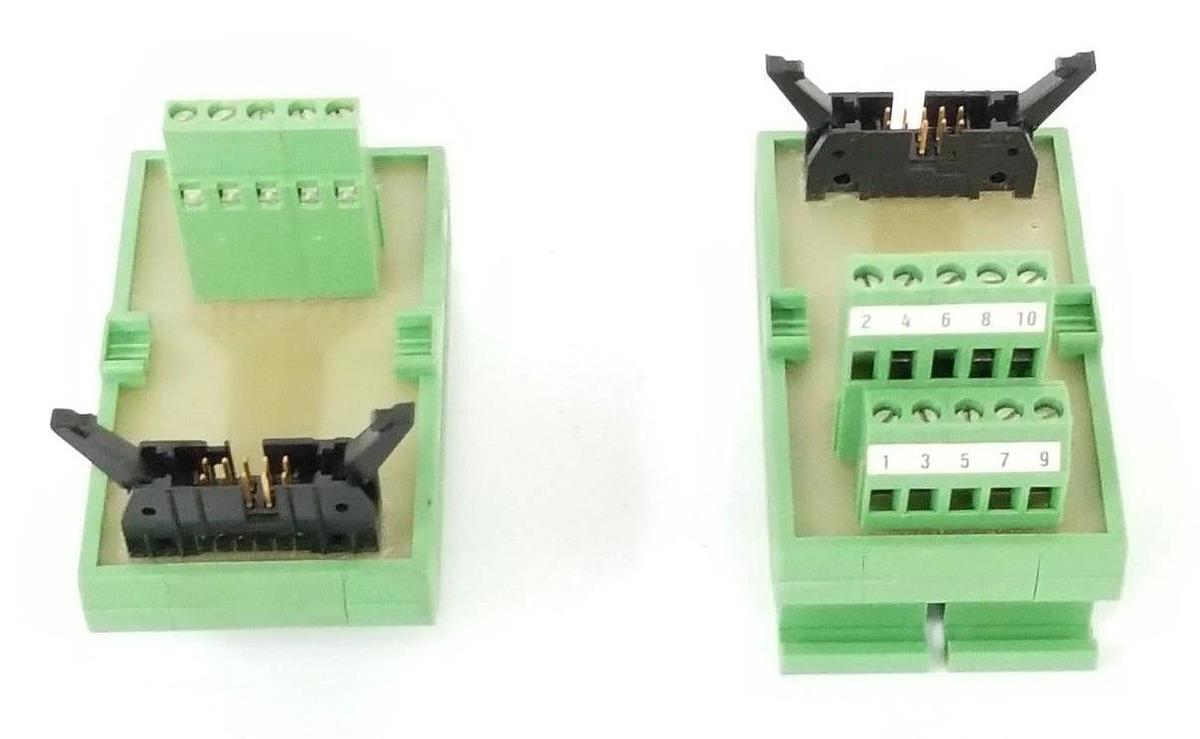 Used LOT OF 2 PHOENIX CONTACT TYPE: UMK MODULE HOUSINGS W/ 7001037 BOARDS