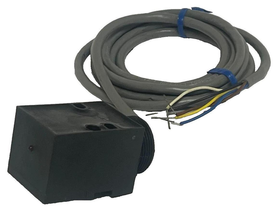 BANNER SMA915LV Valu-Beam Photoelectric Sensor 30ft Range 10-30VDC NPN/PNP M8