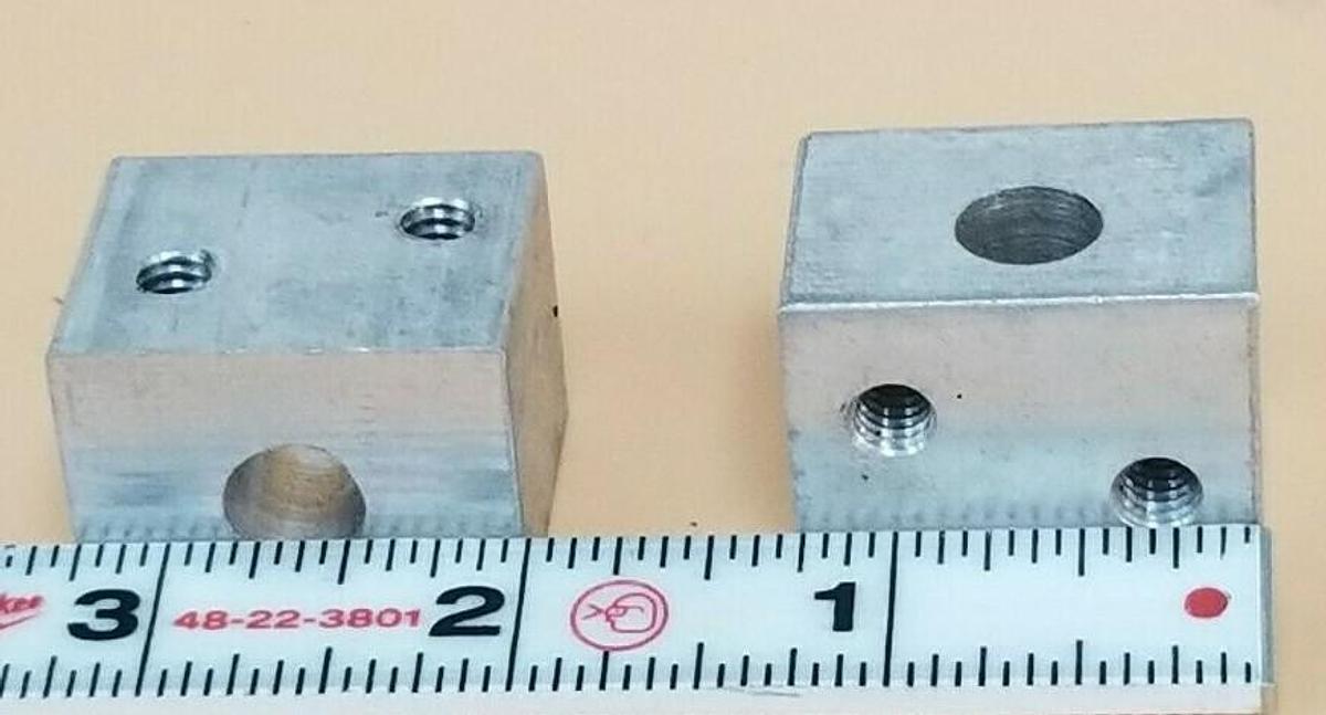 Used LOT OF 8 GENERIC 2CP0300069S ALUMINUM PLATE ROCKS