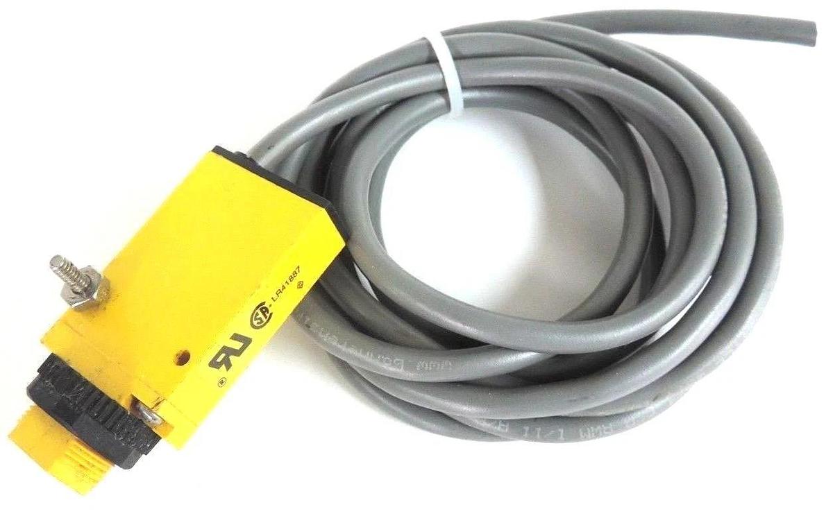 Used BANNER SMA31E PHOTOELECTRIC MINI BEAM SCANNER