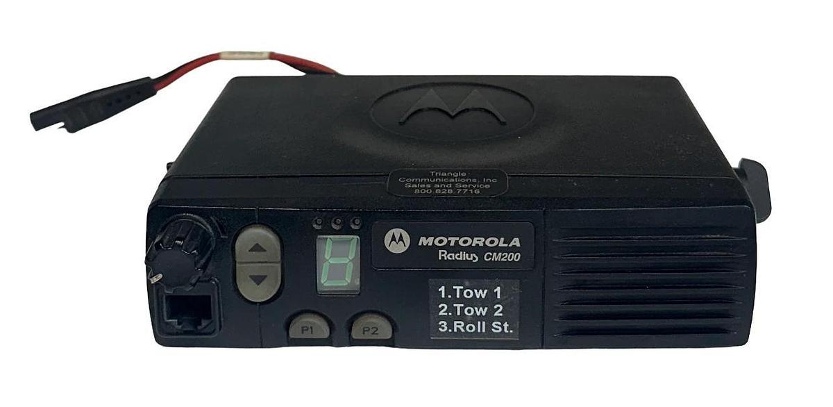 Used MOTOROLA AAM50KNC9AA1AN / PMLN4598C Radius CM200 2-WAY RADIO 25W 4CHNL USNP