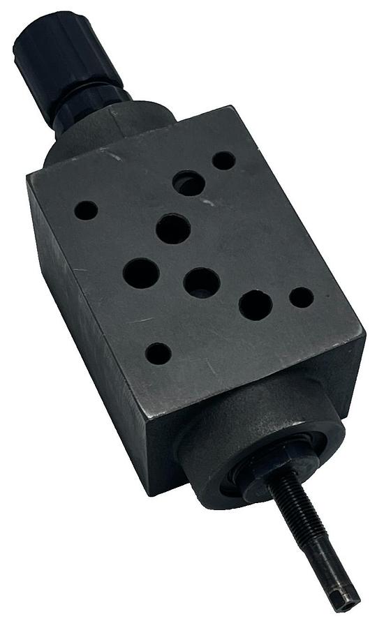 Used NORTHMAN MT-03W-K-30 Hydraulic Directional Control Valve