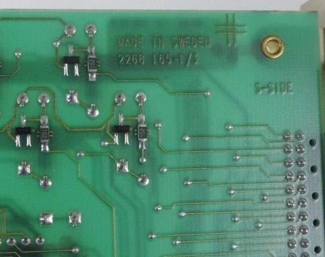 Used ABB YB 560 103-BD/1 I/O MODULE DSQC 223 MEMORY BOARD YB560103BD1 REV. 004