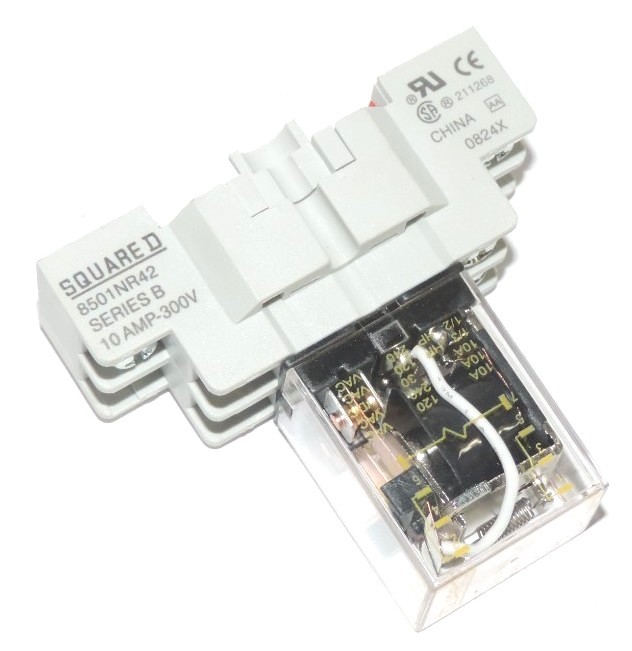 Used SQUARE D 8501NR42 SER B RELAY SOCKET WITH SQUARE D 8501RSD4V53 SER C RELAY