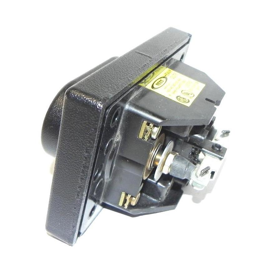 Used REES 00580-001 11-98 HEAVY DUTY TWO BUTTON, PLUNGER SWITCH, 00580001 1198