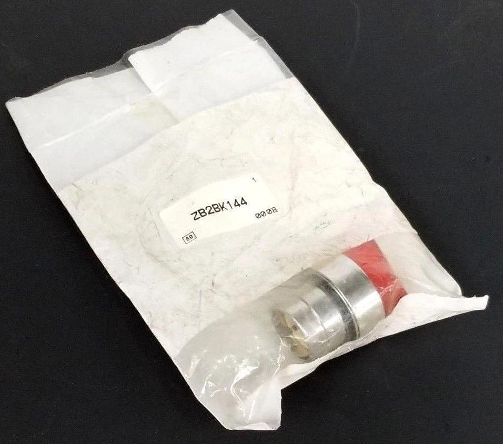 Used NEW IN BAG TELEMECANIQUE ZB2-BK144 SELECTOR SWITCH 2 POS. RED 22MM ZB2BK144